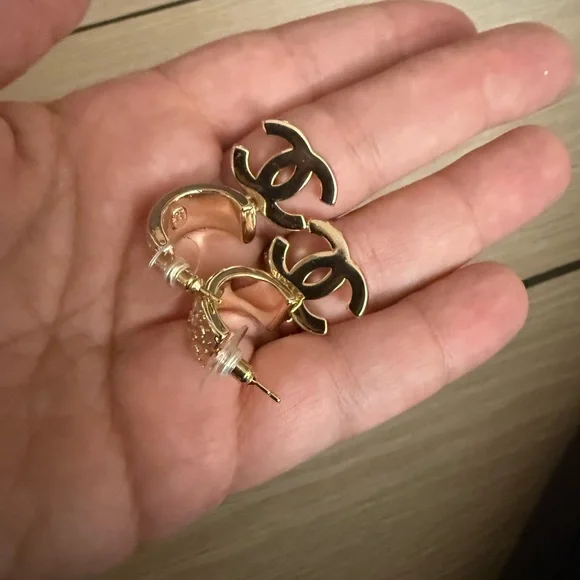 Naw upcycled Chanel Gold with rhinestone Crystal Logo Earrings - Picture 8 of 9